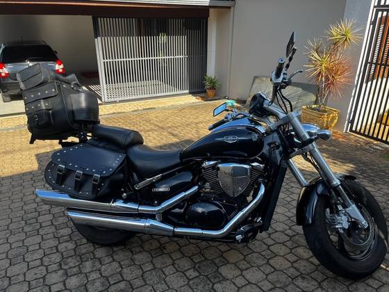 SUZUKI BOULEVARD M800 